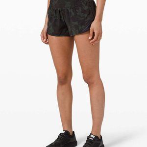 Lululemon Hotty Hot Short II *2.5" Incognito Camo Multi Gator Green / Black 6